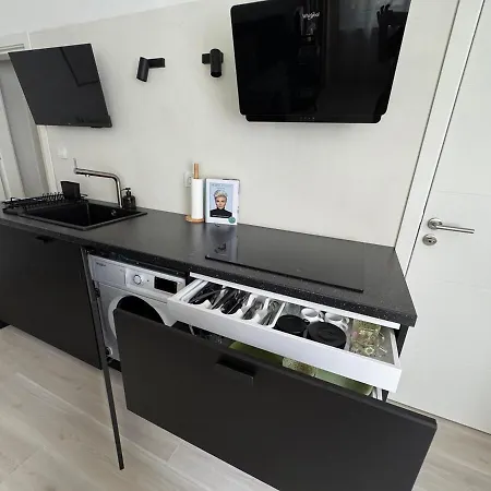 Summer Apartment *
